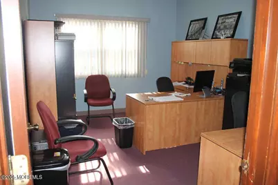 9 Davison Avenue #15, Jamesburg, NJ 08831 - Photo 2