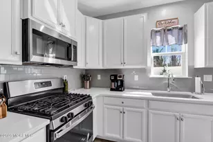 42 Athens Way, Cliffwood, NJ 07721 - Photo 12