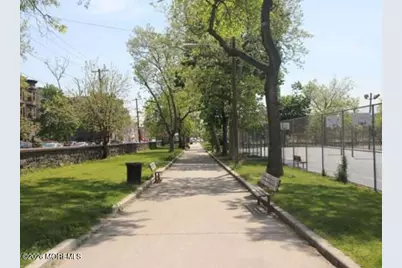 861 Summit Avenue #2, Jersey City, NJ 07307 - Photo 18