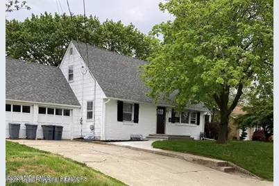 32 Baker Drive, West Long Branch, NJ 07764 - Photo 2