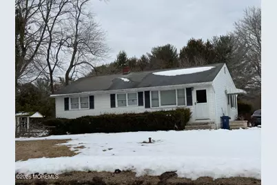 325 Sharon Road, Robbinsville Township, NJ 08691 - Photo 2