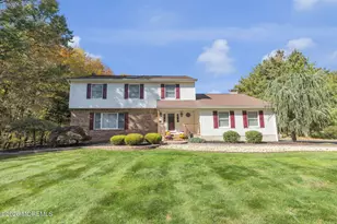 33 Beechwood Dr, Robbinsville Township, NJ 08691 - Photo 4