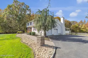 33 Beechwood Dr, Robbinsville Township, NJ 08691 - Photo 6