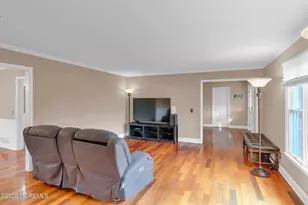 33 Beechwood Dr, Robbinsville Township, NJ 08691 - Photo 14