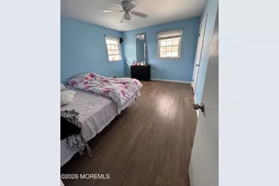 422 W Lake Avenue, Oakhurst, NJ 07755 - Photo 8