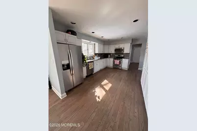 422 W Lake Avenue, Oakhurst, NJ 07755 - Photo 4