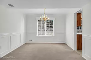 7 Meadow Ct, Hazlet Township, NJ 07730 - Photo 18