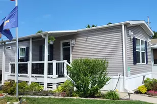 9 Shorehaven Rd, Hazlet Township, NJ 07730 - Photo 2