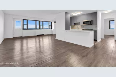 10 Ocean Boulevard #2D, Atlantic Highlands, NJ 07716 - Photo 2