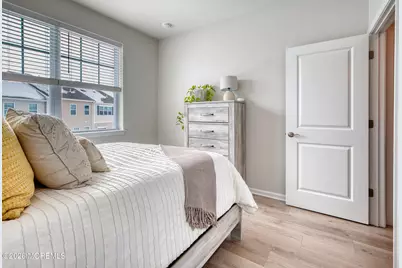 8 Laird Way, Wall Township, NJ 07753 - Photo 18