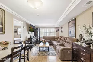 390 College Dr, Edison, NJ 08817 - Photo 2