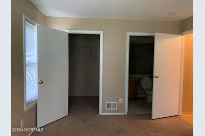 462 Magnolia Court, Howell Township, NJ 07731 - Photo 12