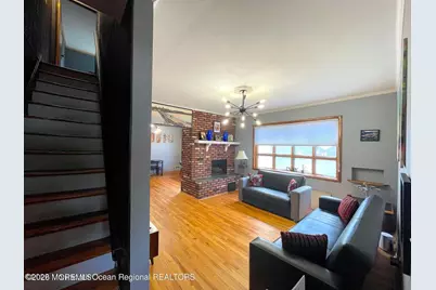 137 Oakland Street, Red Bank, NJ 07701 - Photo 6