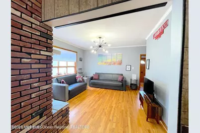 137 Oakland Street, Red Bank, NJ 07701 - Photo 14