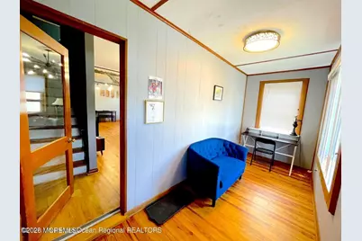 137 Oakland Street, Red Bank, NJ 07701 - Photo 4