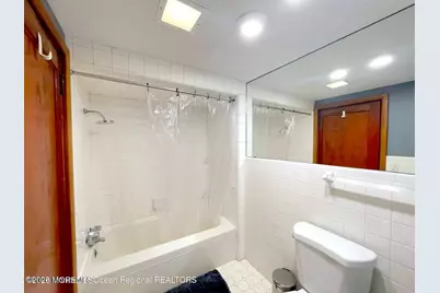 137 Oakland Street, Red Bank, NJ 07701 - Photo 24