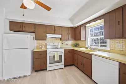 36 Ruth Place, Eatontown, NJ 07724 - Photo 8