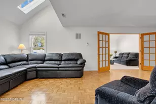 9 Dickenson Ct, Freehold, NJ 07728 - Photo 14