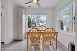 9 Dickenson Ct, Freehold, NJ 07728 - Photo 8