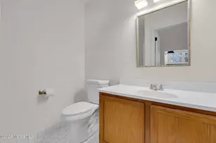 9 Dickenson Ct, Freehold, NJ 07728 - Photo 28