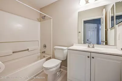 64 Phoenix Court, Tinton Falls, NJ 07712 - Photo 28