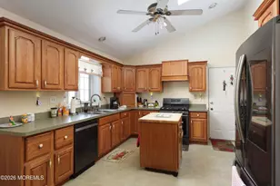 1158 W Wheat Rd, Vineland, NJ 08360 - Photo 12