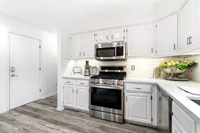 1630 Finderne Street, Oakhurst, NJ 07755 - Photo 4