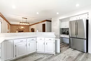 1630 Finderne St, Oakhurst, NJ 07755 - Photo 6