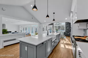 2 Tulip Tree Ln, Rumson, NJ 07760 - Photo 14