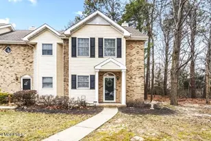 15 Weller Pl, Holmdel, NJ 07733 - Photo 1