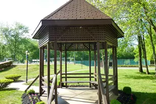 223 Medford Ct, Manalapan Township, NJ 07726 - Photo 16