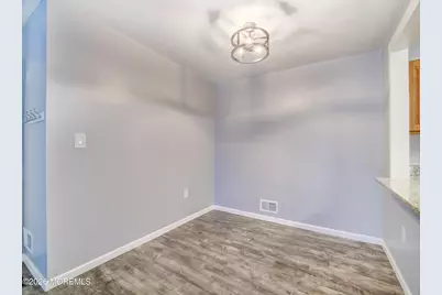 130 Applegate Lane #130, East Brunswick Township, NJ 08816 - Photo 4