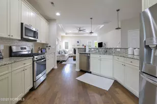 31 Garden Path, Barnegat, NJ 08005 - Photo 10