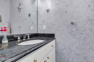 18 Lysbeth Ln, Matawan, NJ 07747 - Photo 6