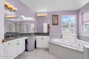 18 Lysbeth Ln, Matawan, NJ 07747 - Photo 24