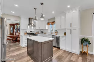 8 Heritage Dr, Englishtown, NJ 07726 - Photo 12