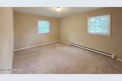 501 Bismarck Street, Toms River Township, NJ 08757 - Photo 16