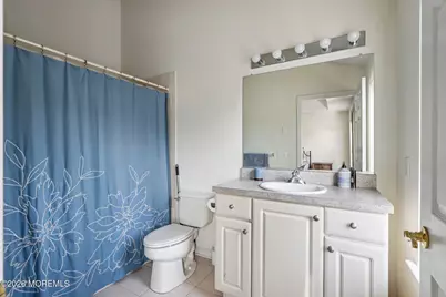 14 W Aspen Way, Matawan, NJ 07747 - Photo 18