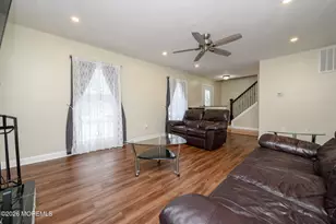 815 Michelle Ct, Lanoka Harbor, NJ 08734 - Photo 4