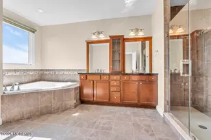 602 Park Ave, Middletown, NJ 07758 - Photo 34