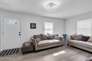 15 Pica Pl, Tinton Falls, NJ 07724 - Photo 10