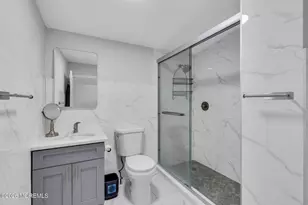 15 Pica Pl, Tinton Falls, NJ 07724 - Photo 18