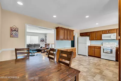 211 Mohawk Trail, Browns Mills, NJ 08015 - Photo 18