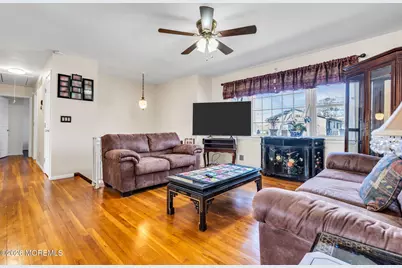 953 Neptune Avenue, Beachwood, NJ 08722 - Photo 10