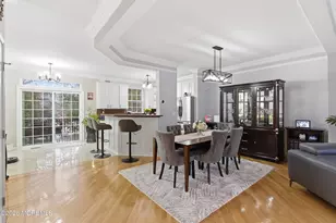 206 Hidden Lake Dr, Morganville, NJ 07751 - Photo 8