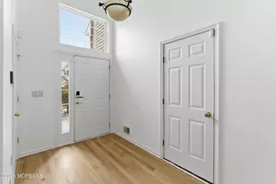 35 Harbor Bay Cir, Laurence Harbor, NJ 08879 - Photo 4