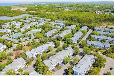 35 Harbor Bay Circle #384, Laurence Harbor, NJ 08879 - Photo 34