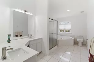 35 Harbor Bay Cir, Laurence Harbor, NJ 08879 - Photo 20