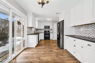 301 Florida Ct, Brick, NJ 08723 - Photo 10