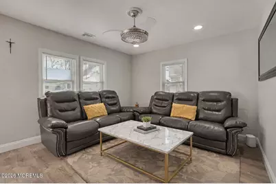 431 S Laurel Avenue, Hazlet Township, NJ 07734 - Photo 6